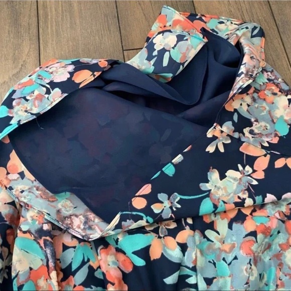 LC Lauren Conrad Floral Skirt - Size M - Picture 6 of 7